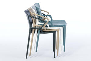 Die Leichtigkeit des Riviera AL macht es einfach ihn zu stapeln oder verstellen